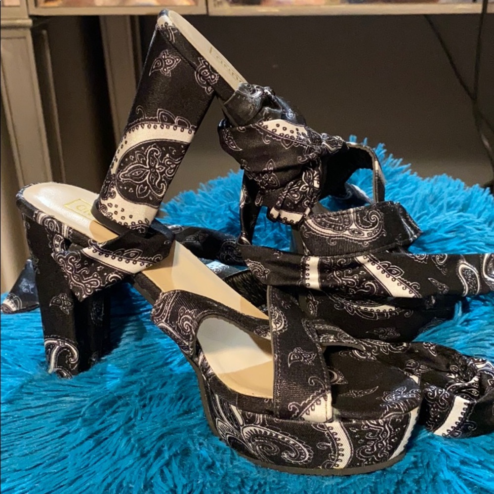 Bandanna lace up chunky heel
